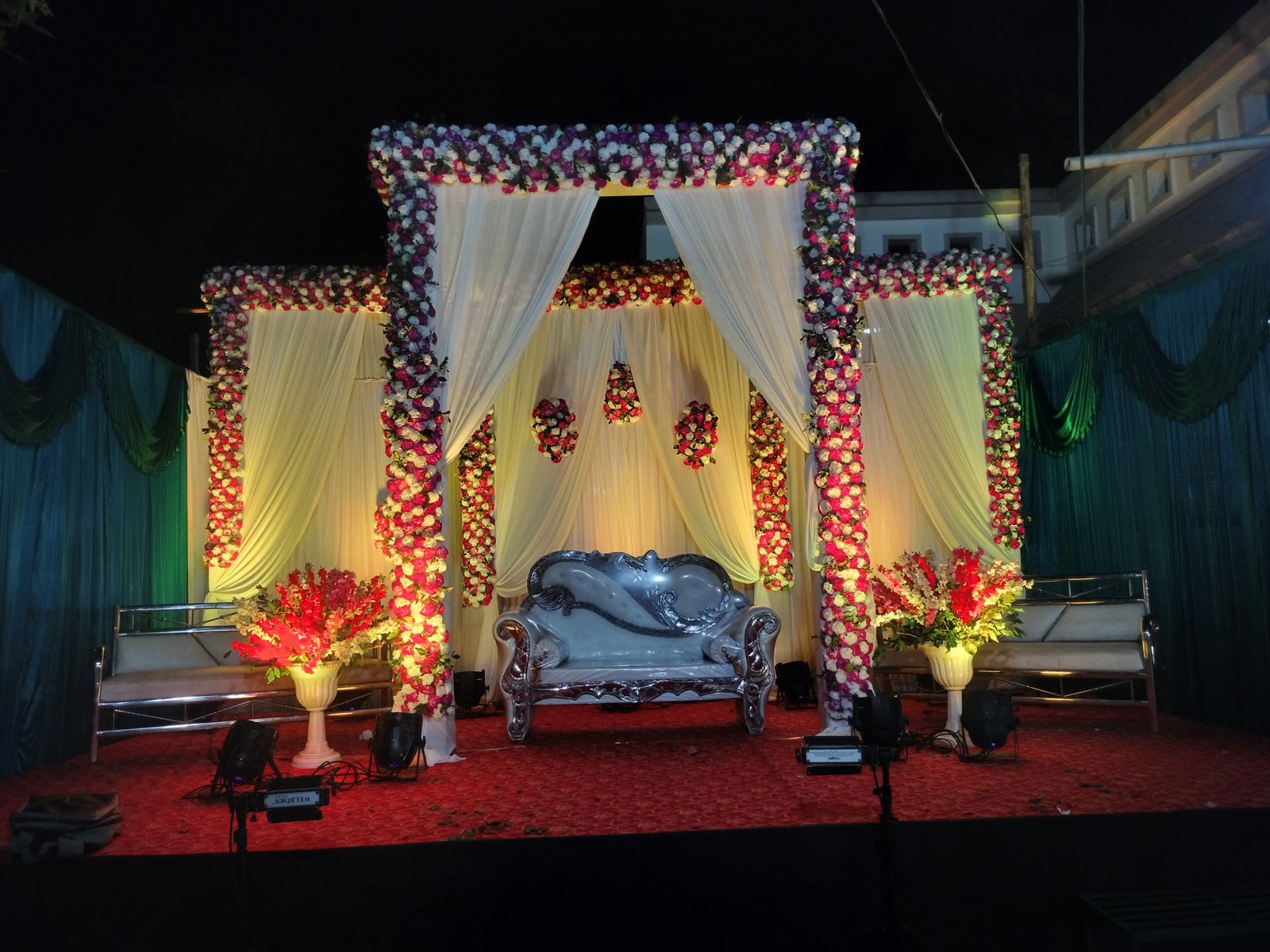 Mangal Mini Hall